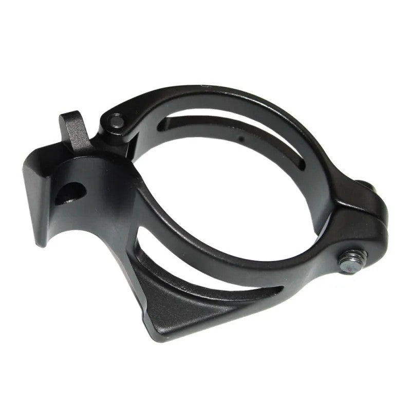 103300